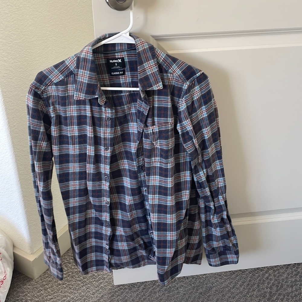 Hurley men’s flannel